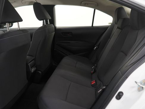 Used 2025 Toyota Corolla LE image 13