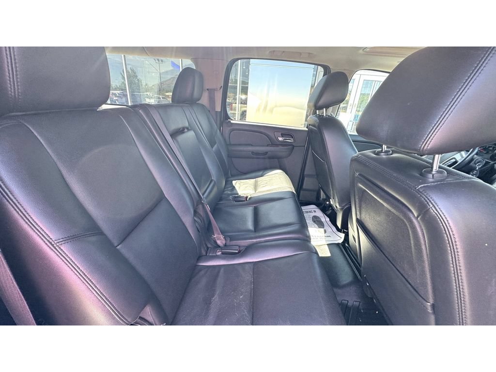Used 2013 GMC Yukon XL SLT AWD/4WD image 17