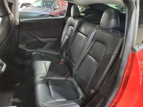 Used 2023 Tesla Model Y Long Range AWD/4WD image 23