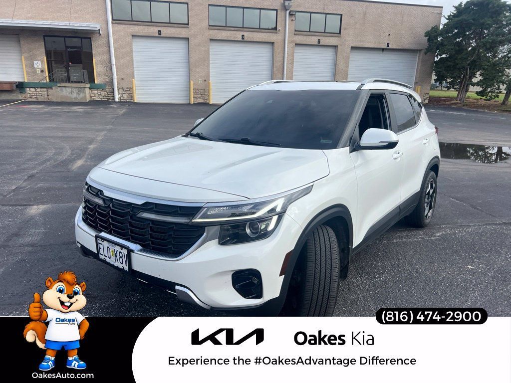 Used 2024 Kia Seltos EX AWD/4WD image 1