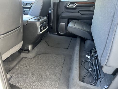 Used 2024 GMC Sierra 1500 Denali w/ Denali Reserve Package AWD/4WD image 19