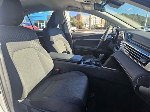 Used 2025 Toyota Camry LE image 20