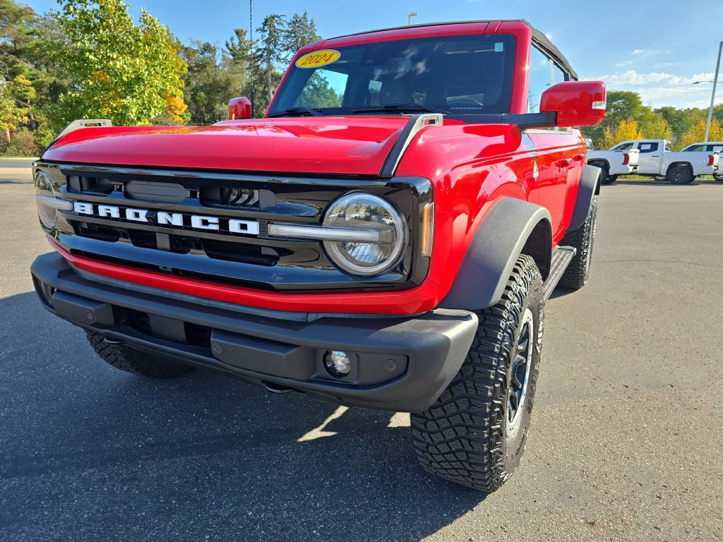 Used 2024 Ford Bronco Outer Banks w/ Sasquatch Package AWD/4WD image 33