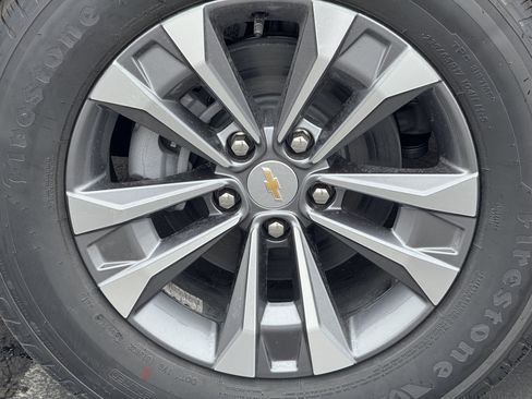 New 2026 Chevrolet Equinox LT w/ LPO, Floor Liner Package image 8