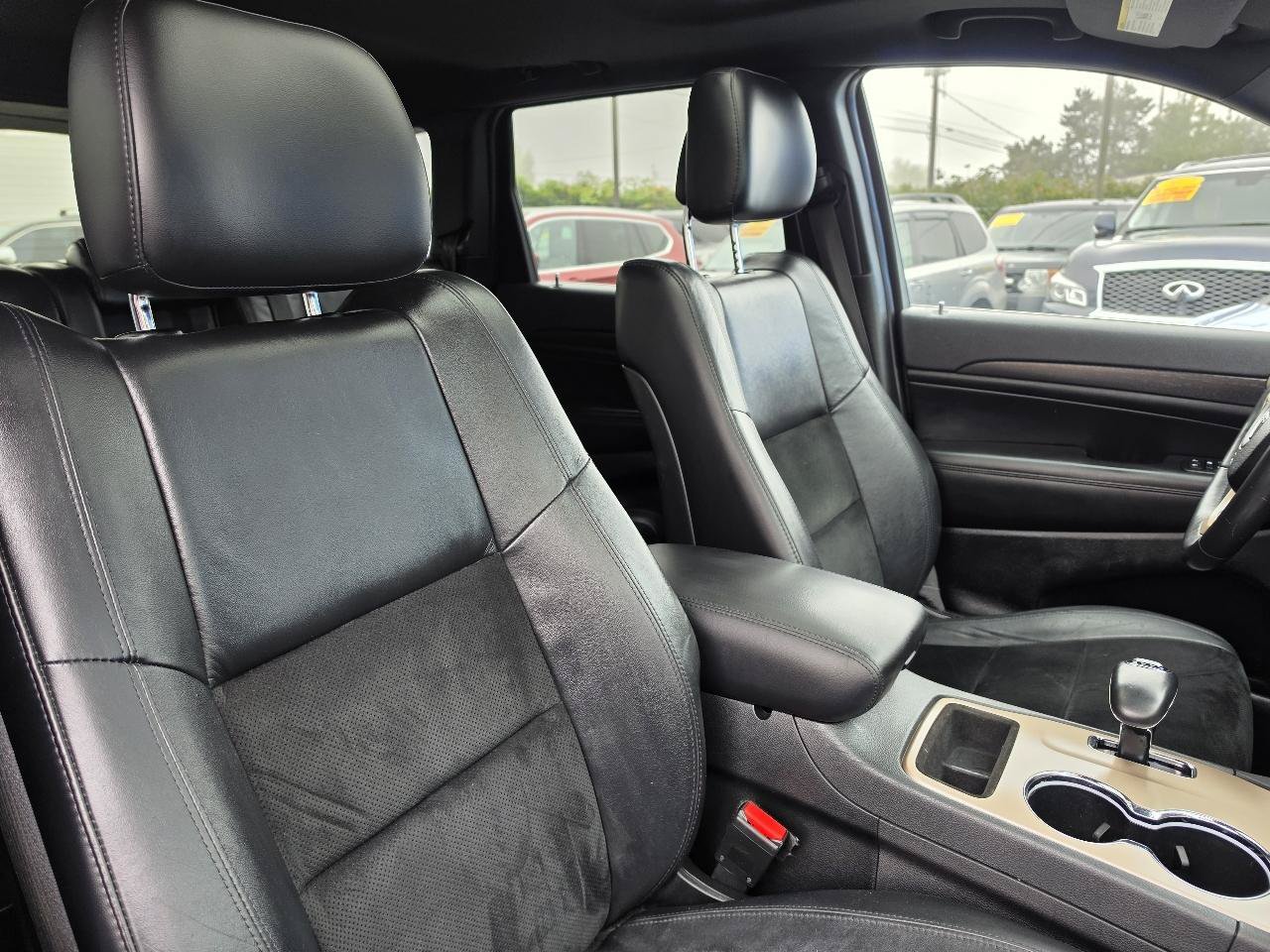 Used 2015 Jeep Grand Cherokee Altitude AWD/4WD image 30
