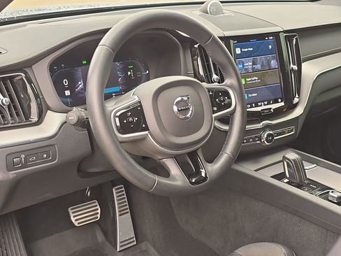 Used 2022 Volvo XC60 T8 Polestar w/ Protection Package Premier image 14