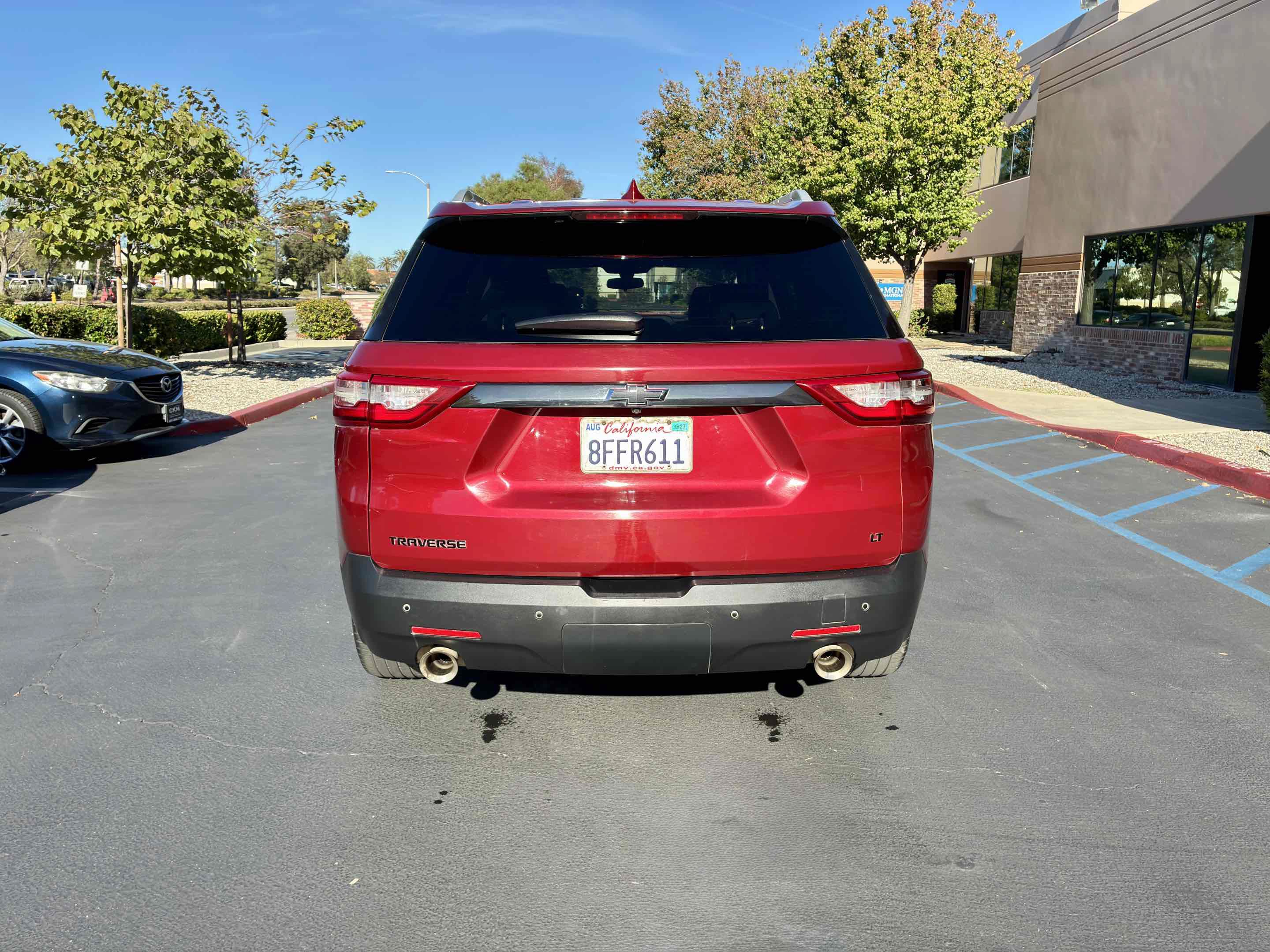 Used 2018 Chevrolet Traverse LT FWD image 9