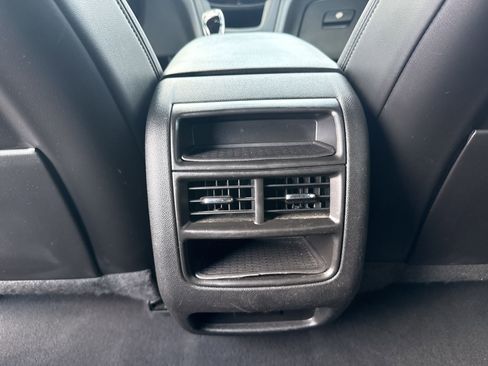 Used 2022 Cadillac XT5 Sportv image 31