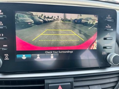 Used 2019 Honda Accord Sport image 11