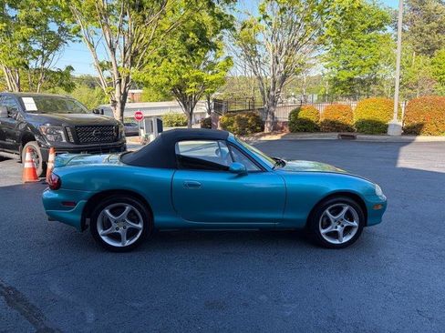 Used 2003 MAZDA MX-5 Miata RWD image 8