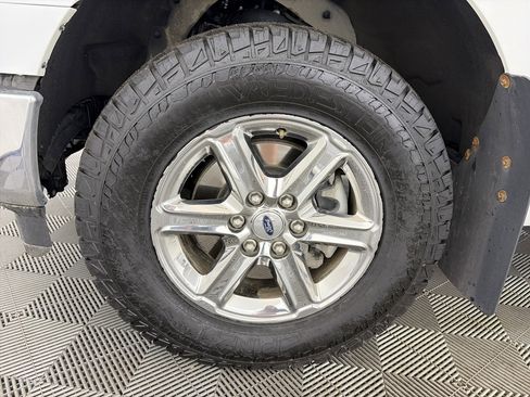 Used 2025 Ford F150 XLT w/ Equipment Group 301A Standard image 13