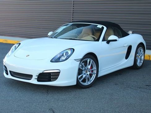 Used 2015 Porsche Boxster S image 25