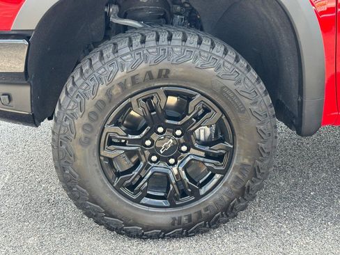 Certified 2025 Chevrolet Silverado 1500 ZR2 w/ Technology Package AWD/4WD image 7