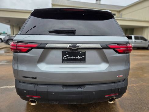 Used 2023 Chevrolet Traverse RS FWD image 6