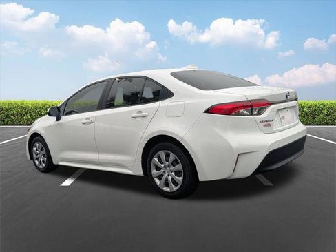 Certified 2024 Toyota Corolla LE FWD image 7