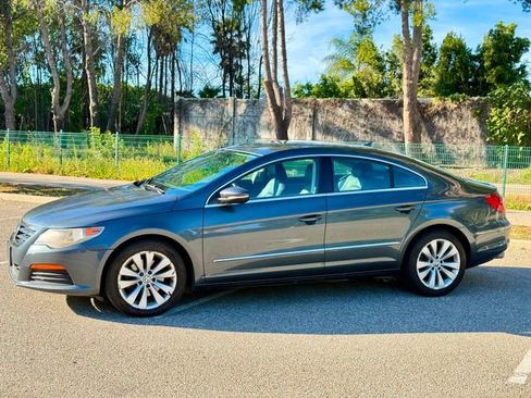 Used 2012 Volkswagen CC Sport image 11