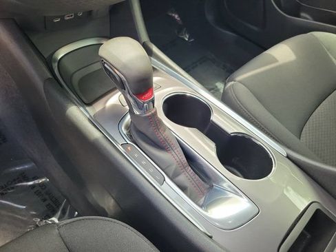 Used 2021 Chevrolet Malibu RS FWD image 31