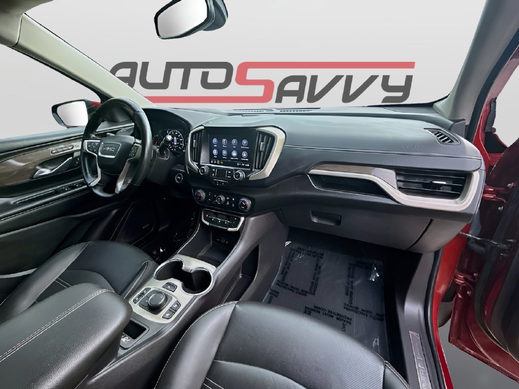 Used 2024 GMC Terrain Denali AWD/4WD image 30