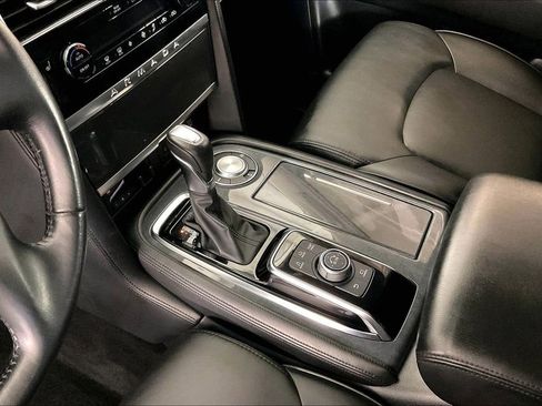 Used 2024 Nissan Armada SV RWD image 19