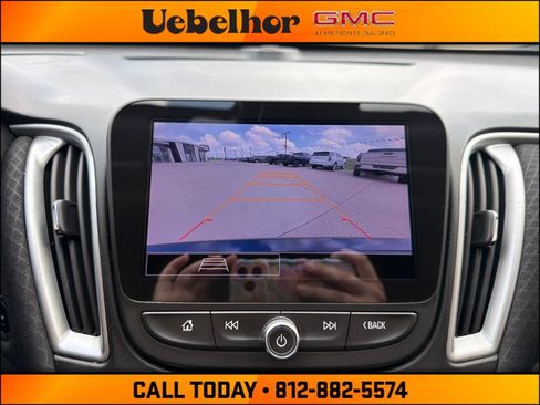 Used 2023 Chevrolet Malibu LT FWD image 24