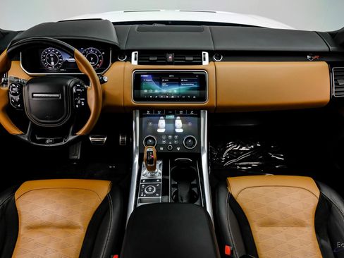 Used 2020 Land Rover Range Rover Sport SVR image 33