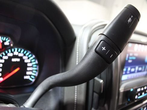 Used 2016 Chevrolet Silverado 2500 LTZ w/ Duramax Plus Package image 40