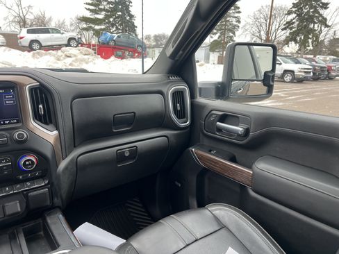 Certified 2022 Chevrolet Silverado 3500 High Country w/ Z71 Off-Road Package image 13