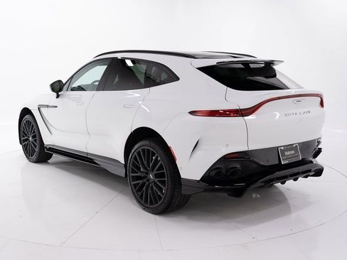 Used 2023 Aston Martin DBX 707 image 3