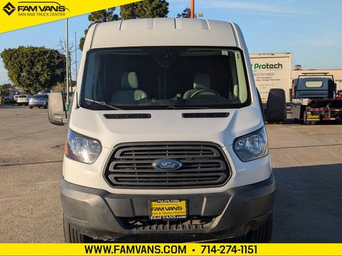 Used 2018 Ford Transit 150 130 Medium Roof RWD image 3