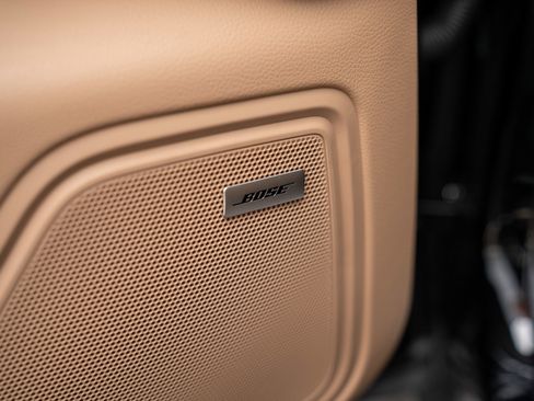 New 2026 Porsche Macan image 11