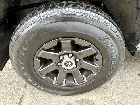 Used 2022 Toyota 4Runner Trail Special Edition image 12