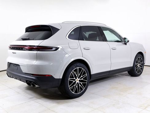 New 2026 Porsche Cayenne AWD/4WD image 32