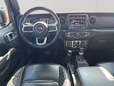 Used 2021 Jeep Gladiator Overland image 23