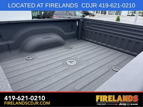 Used 2024 RAM 3500 Tradesman w/ Chrome Appearance Group AWD/4WD image 34