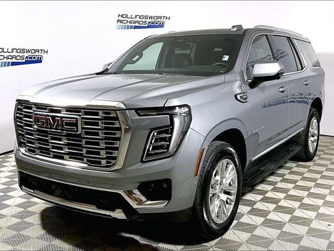 Used 2025 GMC Yukon Denali AWD/4WD image 1