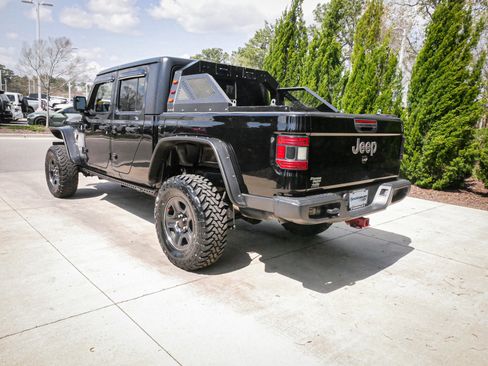 Used 2021 Jeep Gladiator Sport AWD/4WD image 8