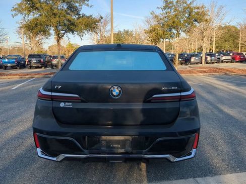Used 2024 BMW i7 xDrive60 image 6