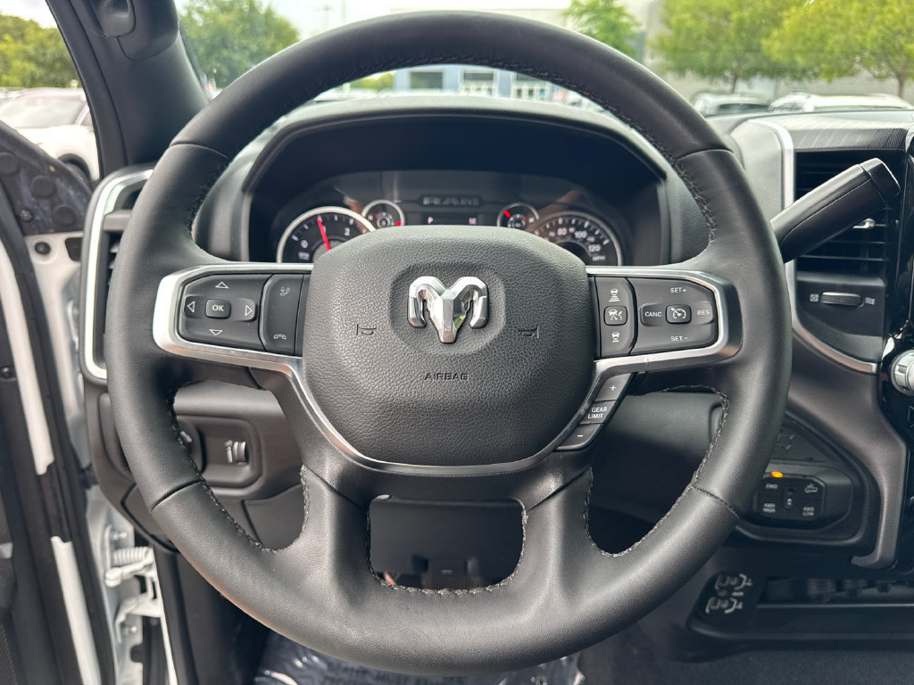Used 2025 RAM 2500 Big Horn AWD/4WD image 26
