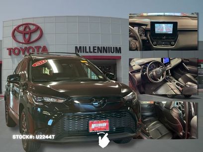 Used 2024 Toyota Corolla Cross AWD Hybrid w/ Moonroof Package