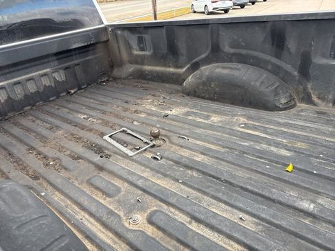 Used 2022 Ford F350 XLT w/ XLT Value Package image 9