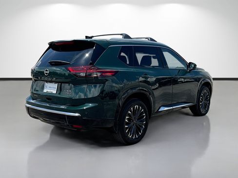 Used 2026 Nissan Rogue Platinum w/ Platinum Premium Package AWD/4WD image 3