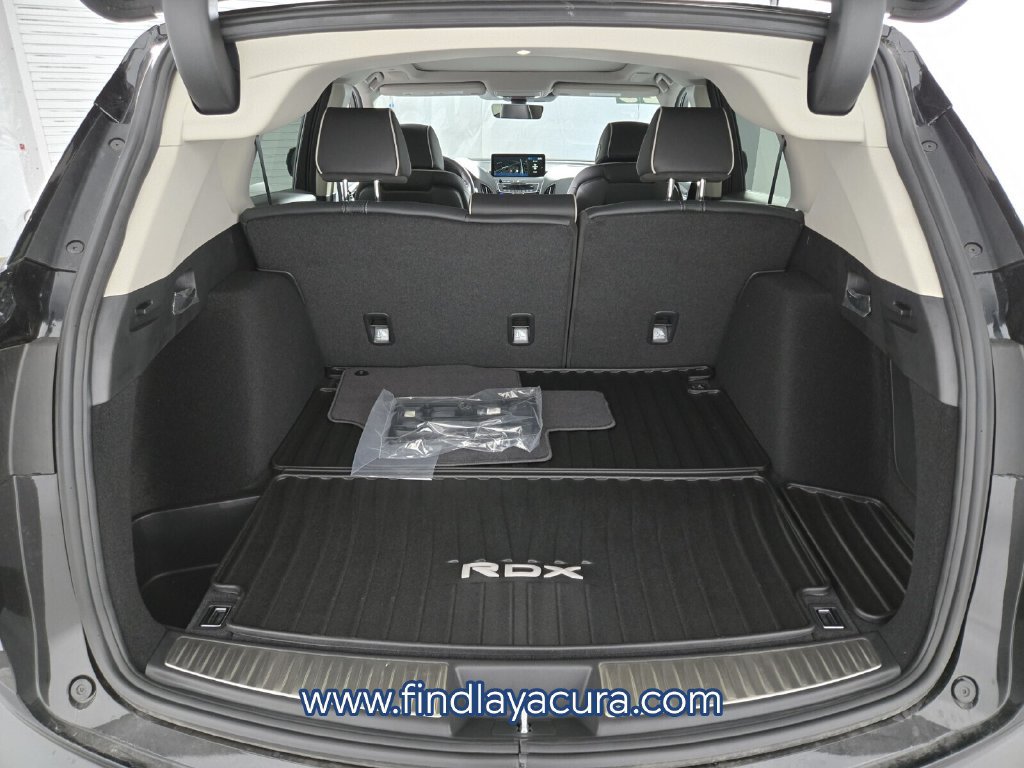 New 2025 Acura RDX w/ Advance Package AWD/4WD image 15