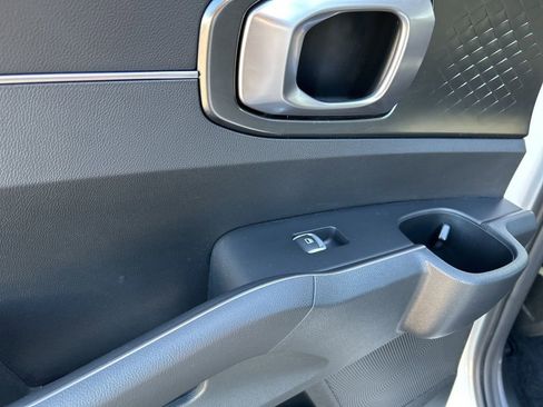 Used 2021 Kia Sorento EX image 23