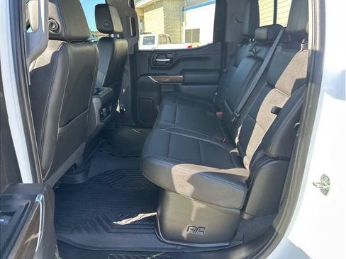 Used 2020 Chevrolet Silverado 1500 LT Trail Boss AWD/4WD image 24