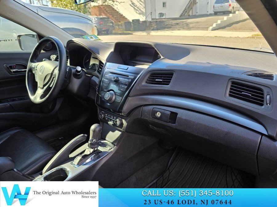 Used 2014 Acura ILX FWD image 17