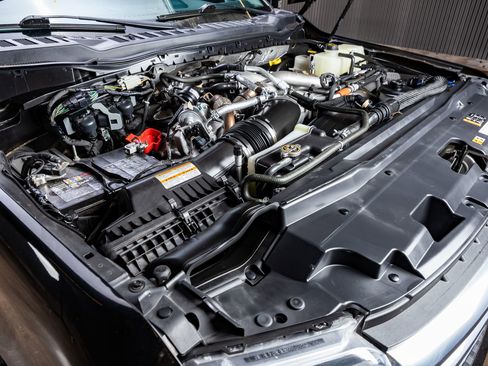 Used 2024 Ford F250 Limited w/ FX4 Off-Road Package image 38