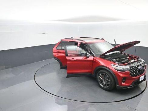 New 2026 Ford Explorer ST w/ Sun And Sound Package AWD/4WD image 32