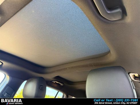 Used 2023 Mercedes-Benz GLB 250 4MATIC image 23