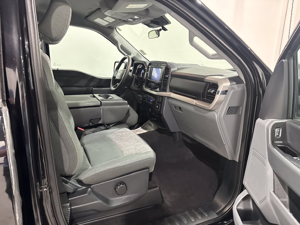 Used 2023 Ford F150 XLT AWD/4WD image 22
