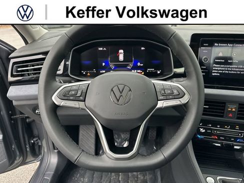 New 2026 Volkswagen Jetta SE FWD image 16